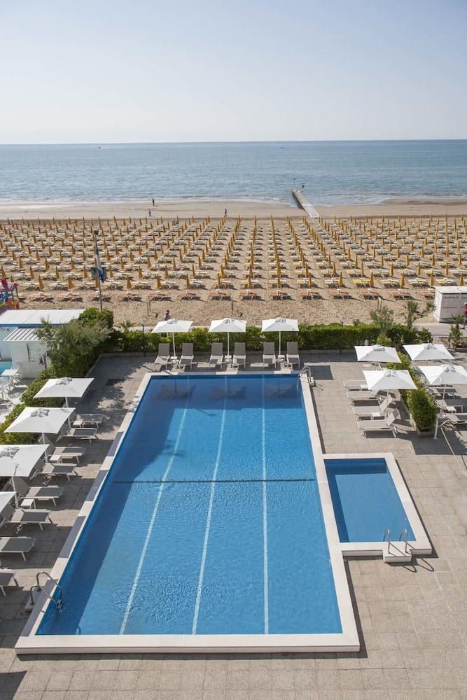 Hotel Imperial Palace Lido di Jesolo Eksteriør bilde