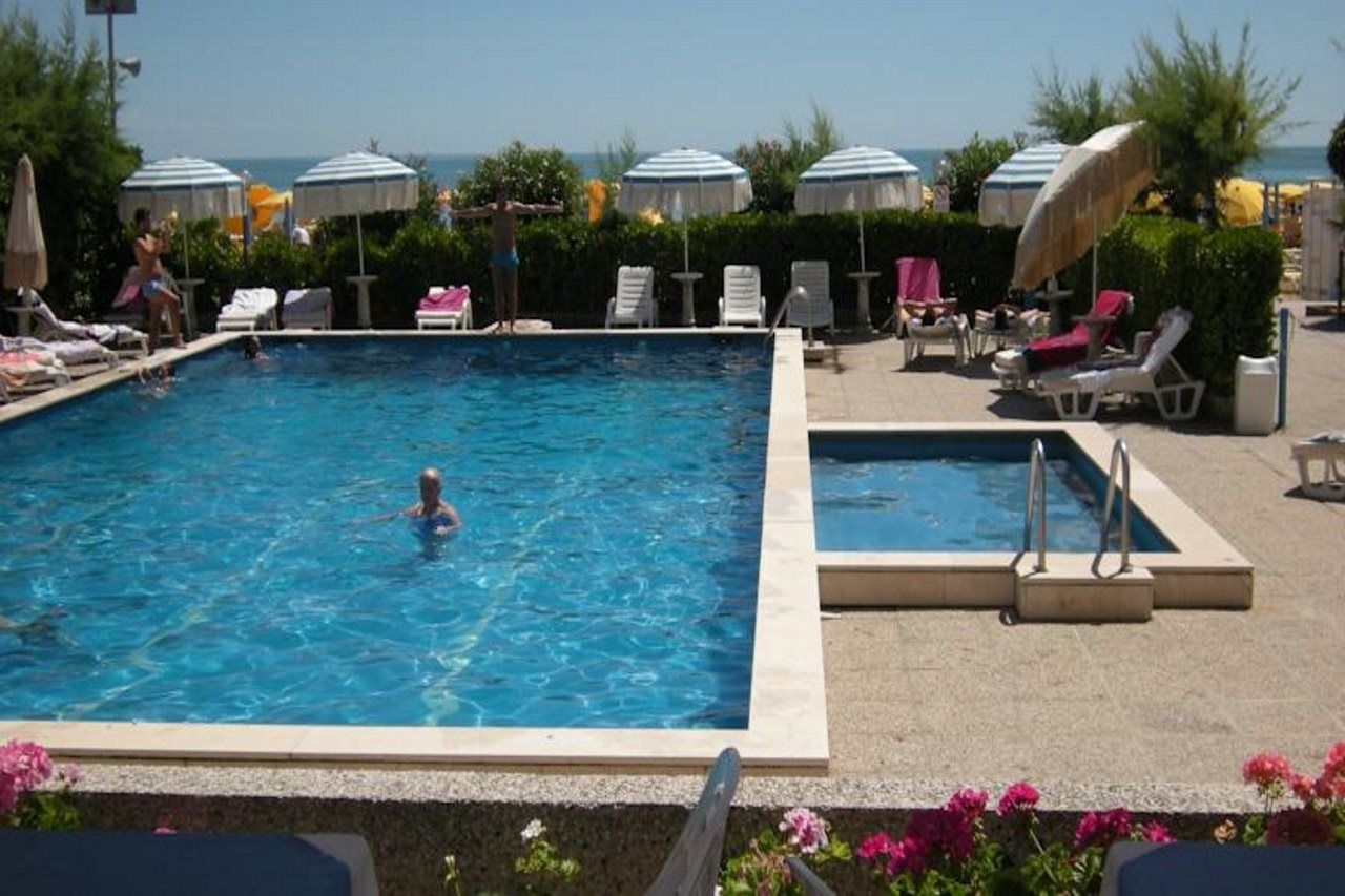 Hotel Imperial Palace Lido di Jesolo Eksteriør bilde